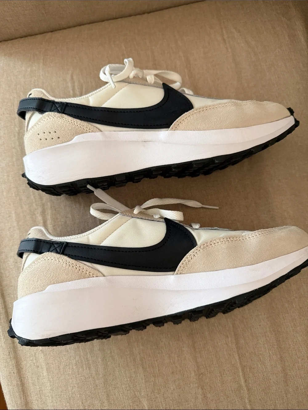 Nike Waffle Debut Sanddrift White Casual Sneakers Women's Size 9